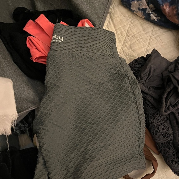 Booty by Brabants Croco Skin Shorts - EUC - Luna - One Size FM (XS, S, M, L) - Picture 3 of 5